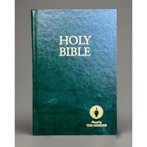 Holy Bible ESV Old & New Testaments Edition 2016‎ Placed by the Gideons, Green